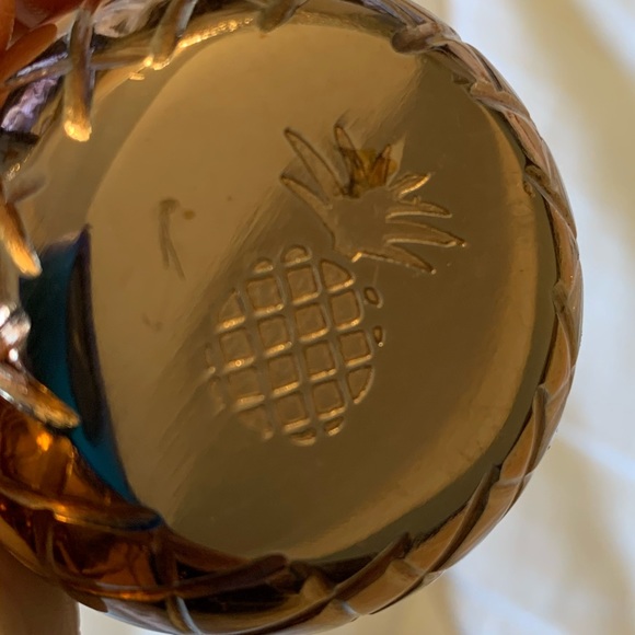 Free shipping! 🆕The Pineapple Co 🍍Shot Glasses🍍 - Picture 4 of 9